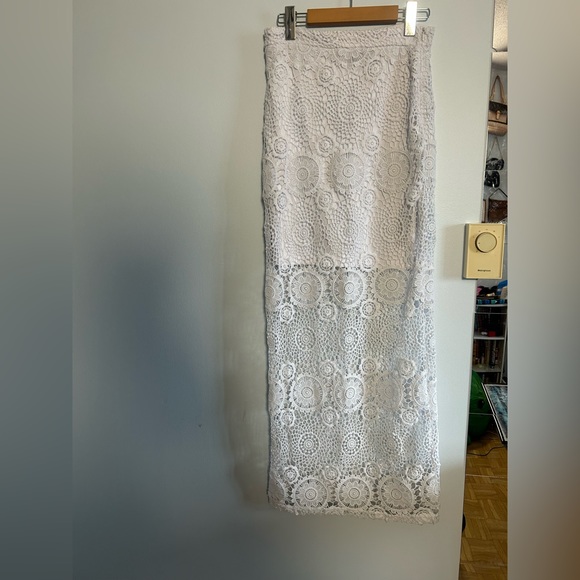 Maxi skirt - Picture 1 of 3